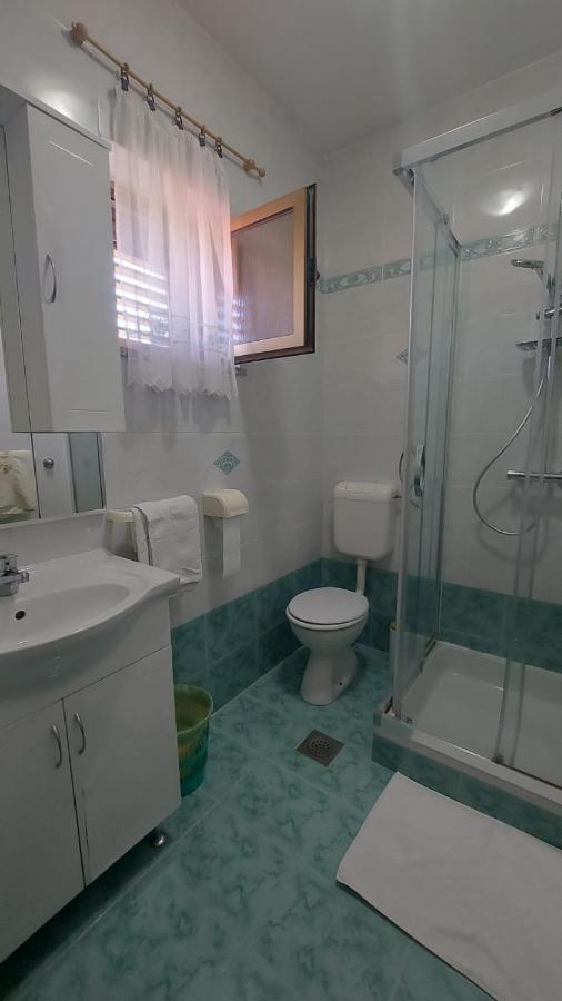 Guest House Tom Malinska Εξωτερικό φωτογραφία